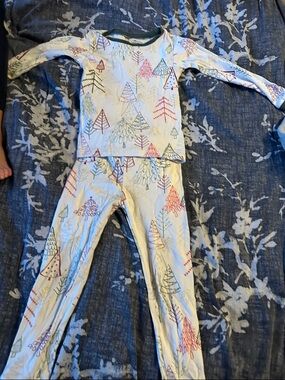 Burt's Bees Baby White Pajama Set with Multicolor Tree Print